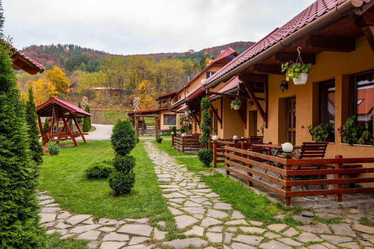 Patakmenti Panzió Spa Korond Kültér fotó